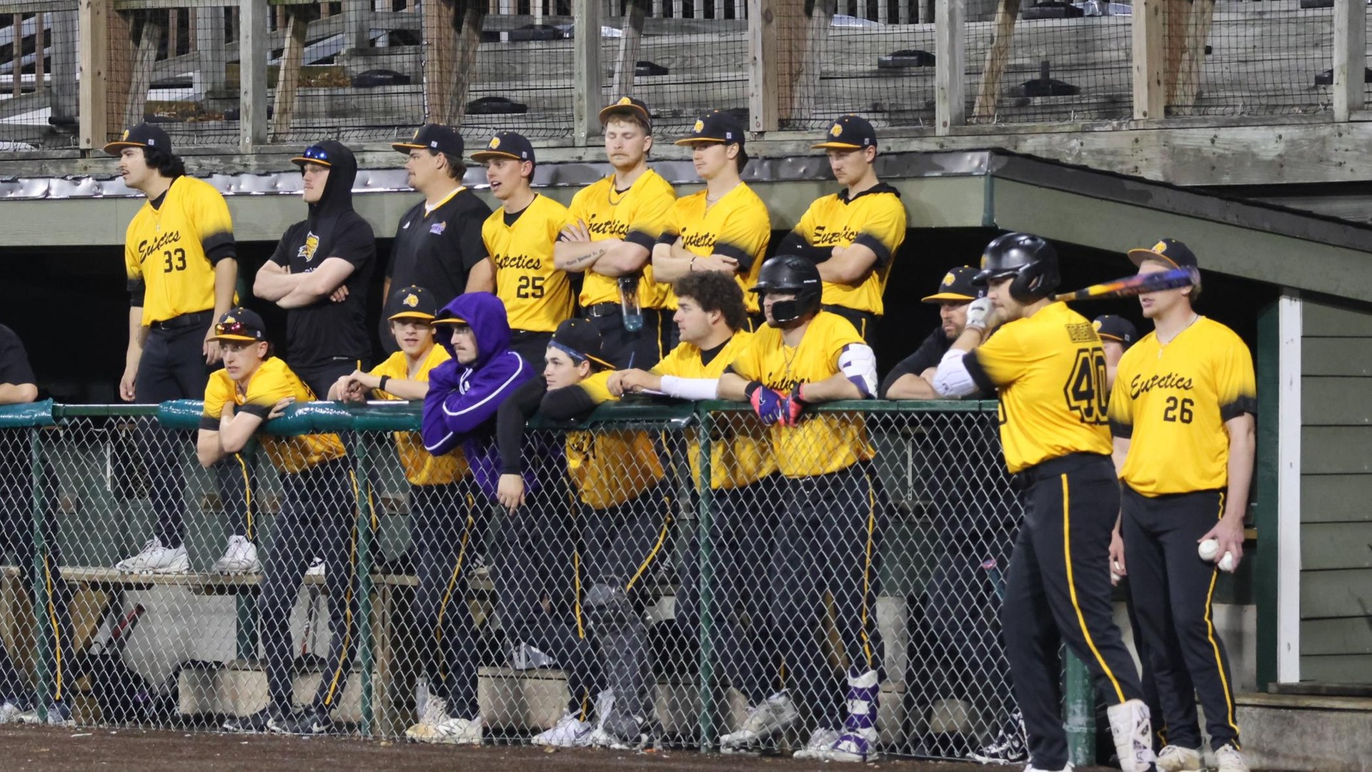 Eutectics and Patriots finish up series with Friday split