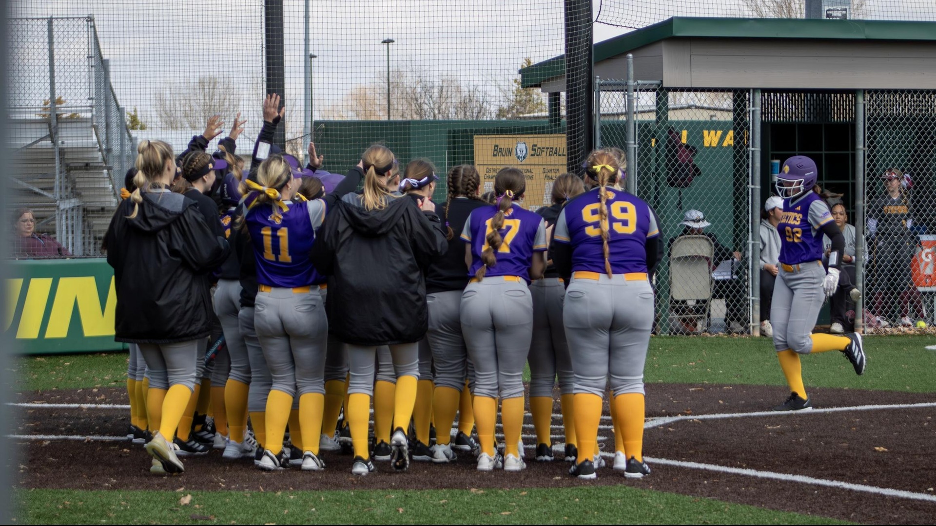UHSP blows lead in game one, can't finish comeback in game two